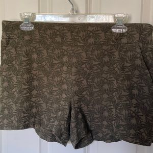 Whitney High-Waisted Pull-On Shorts 4”